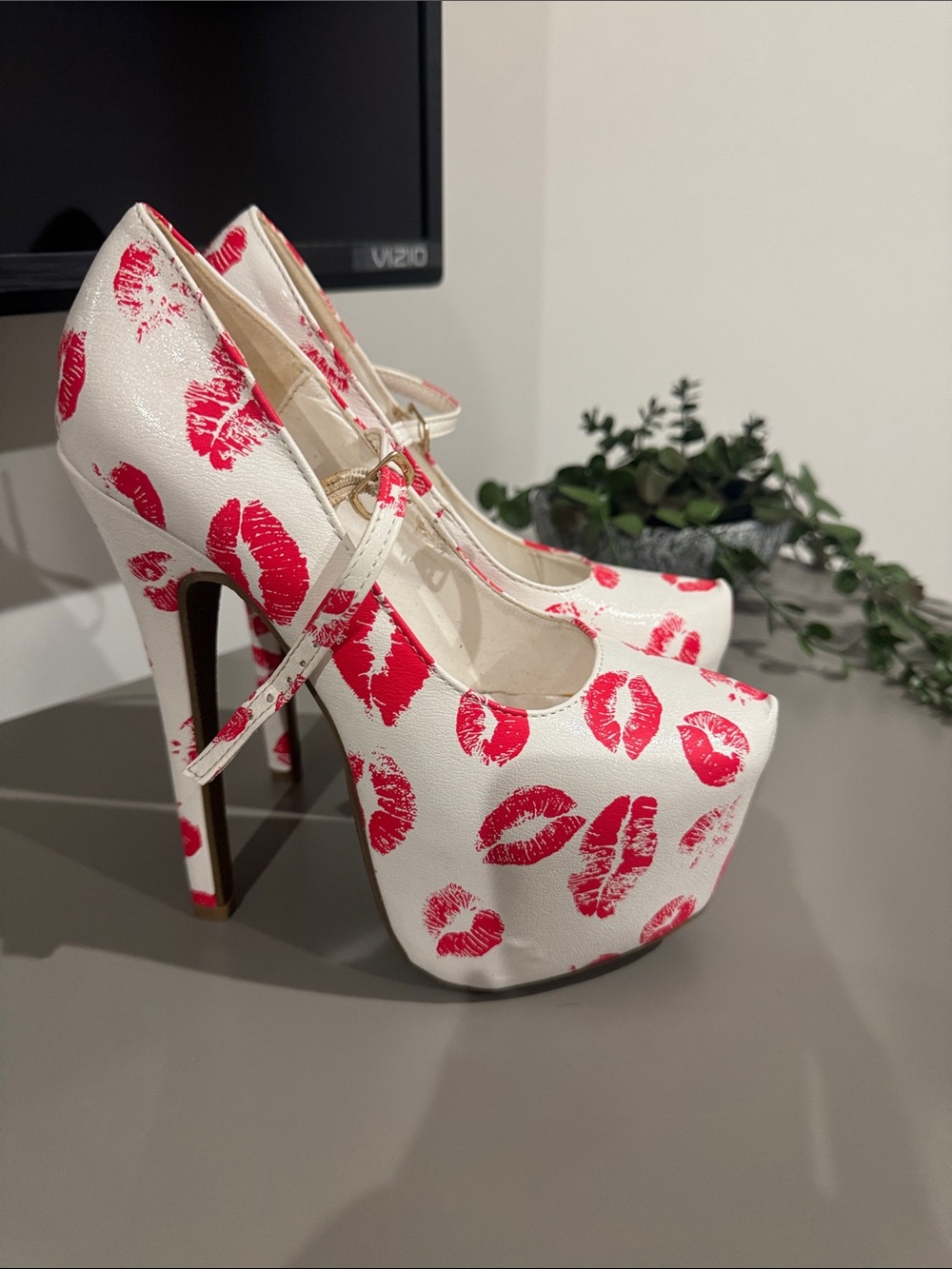 White Platform Mary Jane Pumps with Red Lip Print